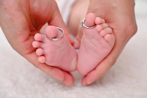 成都试管代怀孕妇前三个月的睡姿