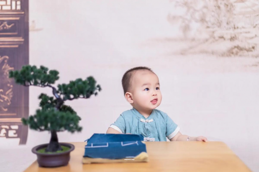 成都试管代怀宝宝喊肚子疼怎么回事